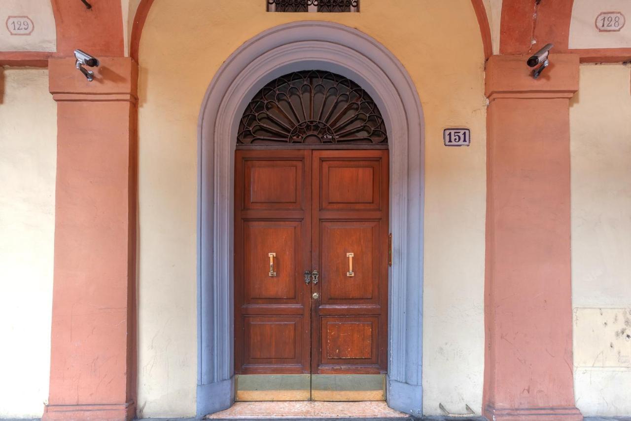Bologna Saragozza District Apartment Bagian luar foto