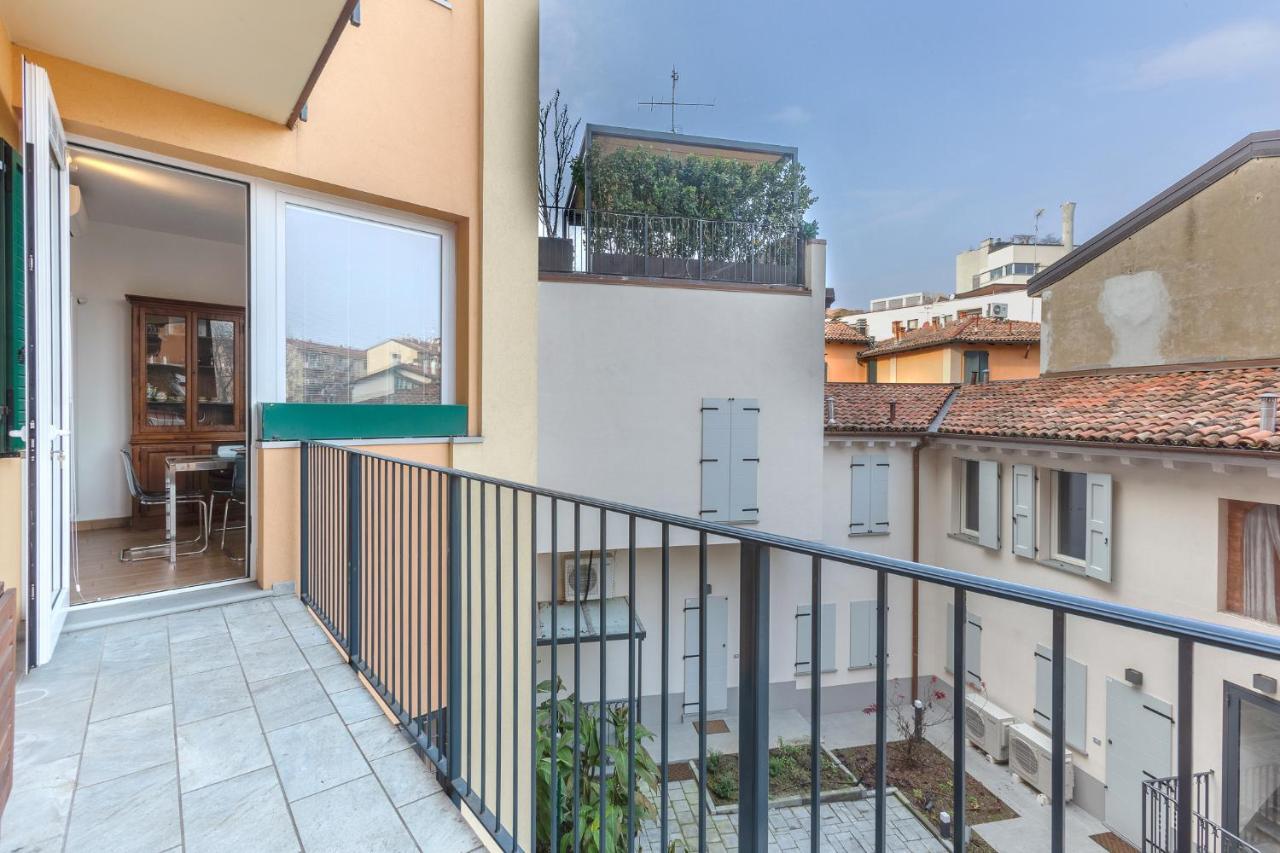 Bologna Saragozza District Apartment Bagian luar foto